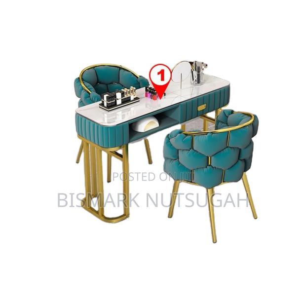 Beauty Salon Manicure Table photo 9