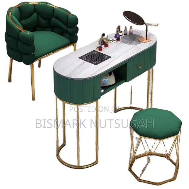 Beauty Salon Manicure Table photo 5