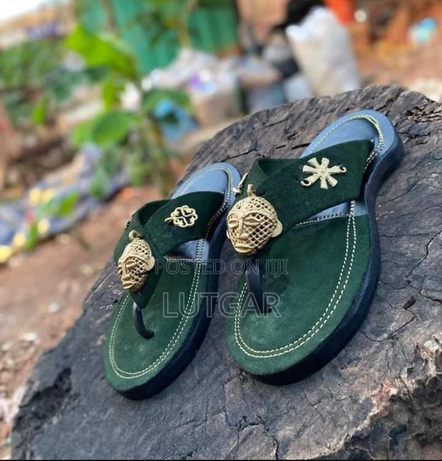 Ahenema / Native Sandals photo 3