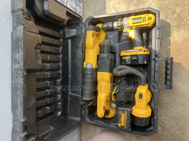 Dewalt 18v X 4 Cordless Tools ( 4 Batteries) photo 3
