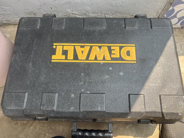 Dewalt 18v X 4 Cordless Tools ( 4 Batteries) photo 2
