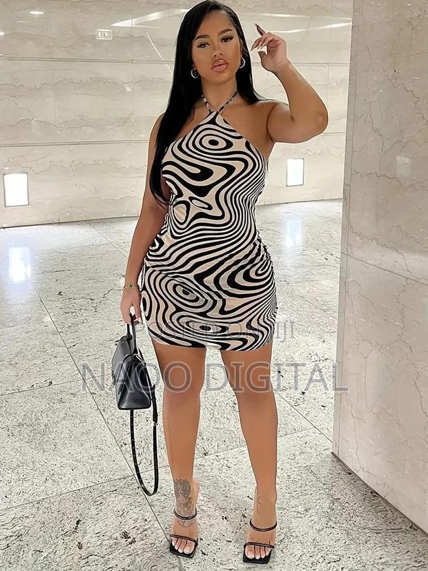 Chic Geometric Print Halter Mini Dress for Women photo 2