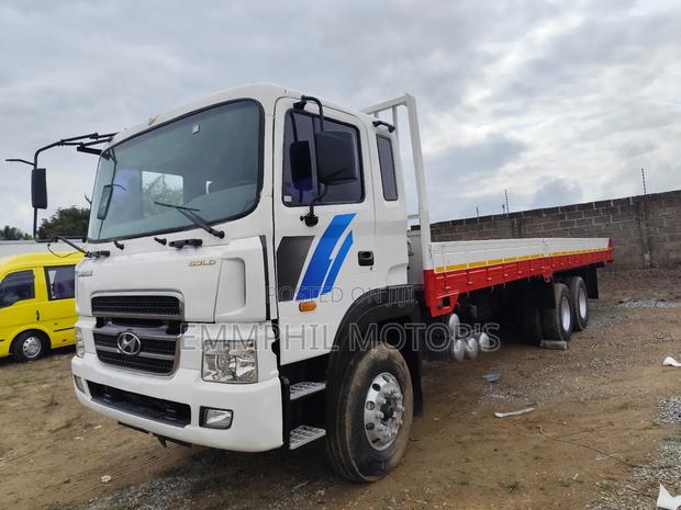 Hyundai Gold 14ton, Heavy Duty Truck. photo 2