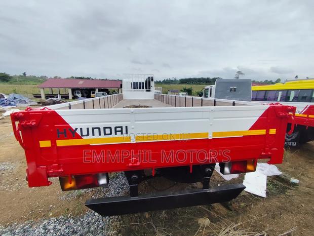 Hyundai Gold 14ton, Heavy Duty Truck. photo 3