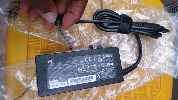 Hp Blue Pin Charger Available · Photo 2
