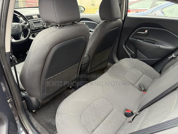 Kia Rio EX 4dr Sedan (1.6L 4cyl 6A) 2016 Gray photo 4