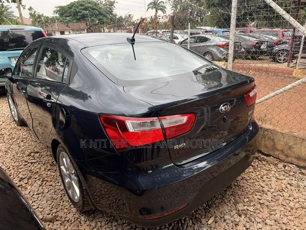 Kia Rio EX 4dr Sedan (1.6L 4cyl 6A) 2016 Gray photo 2