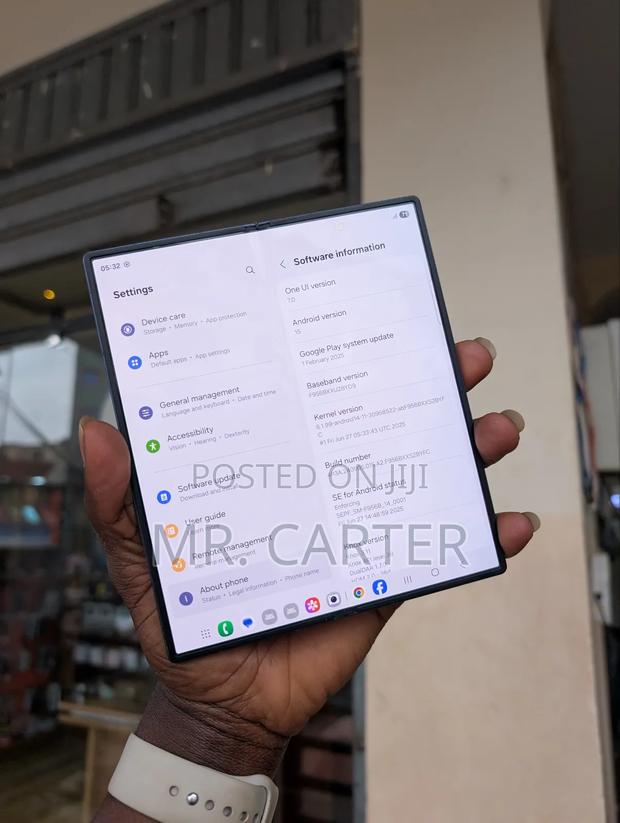 New Samsung Galaxy Z Fold6 512 GB Blue photo 9