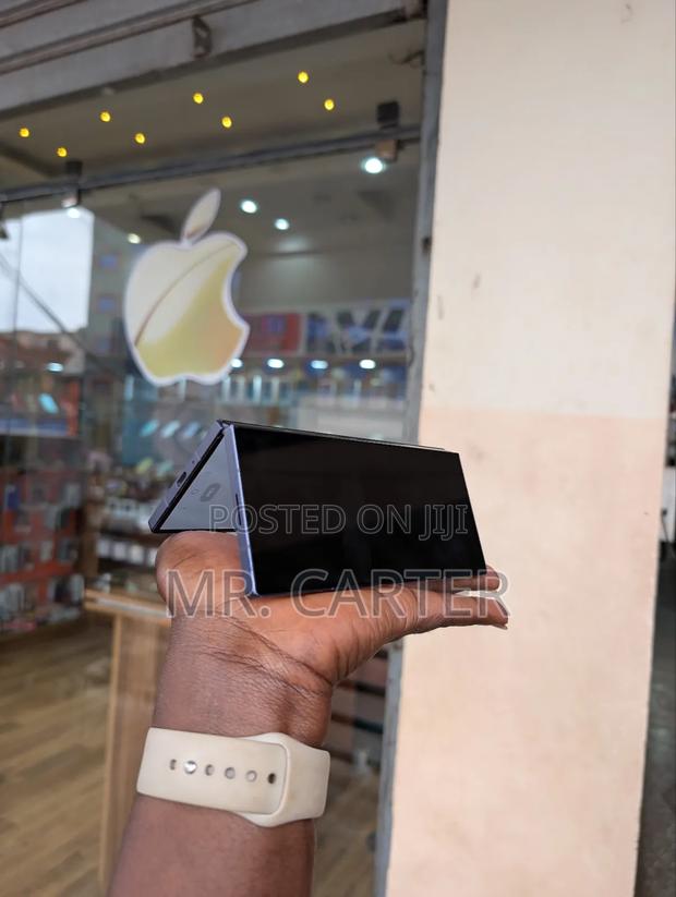 New Samsung Galaxy Z Fold6 512 GB Blue photo 13