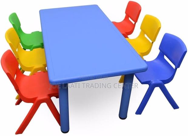 Children Table photo 2
