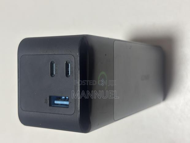 Anker 737 Usb-C 24,000 Mah Power Bank - Laptop · Photo 4