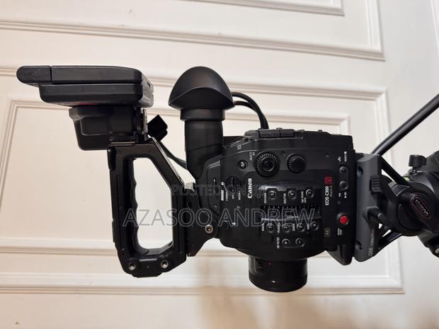 Canon C300 Ii Ef Mount