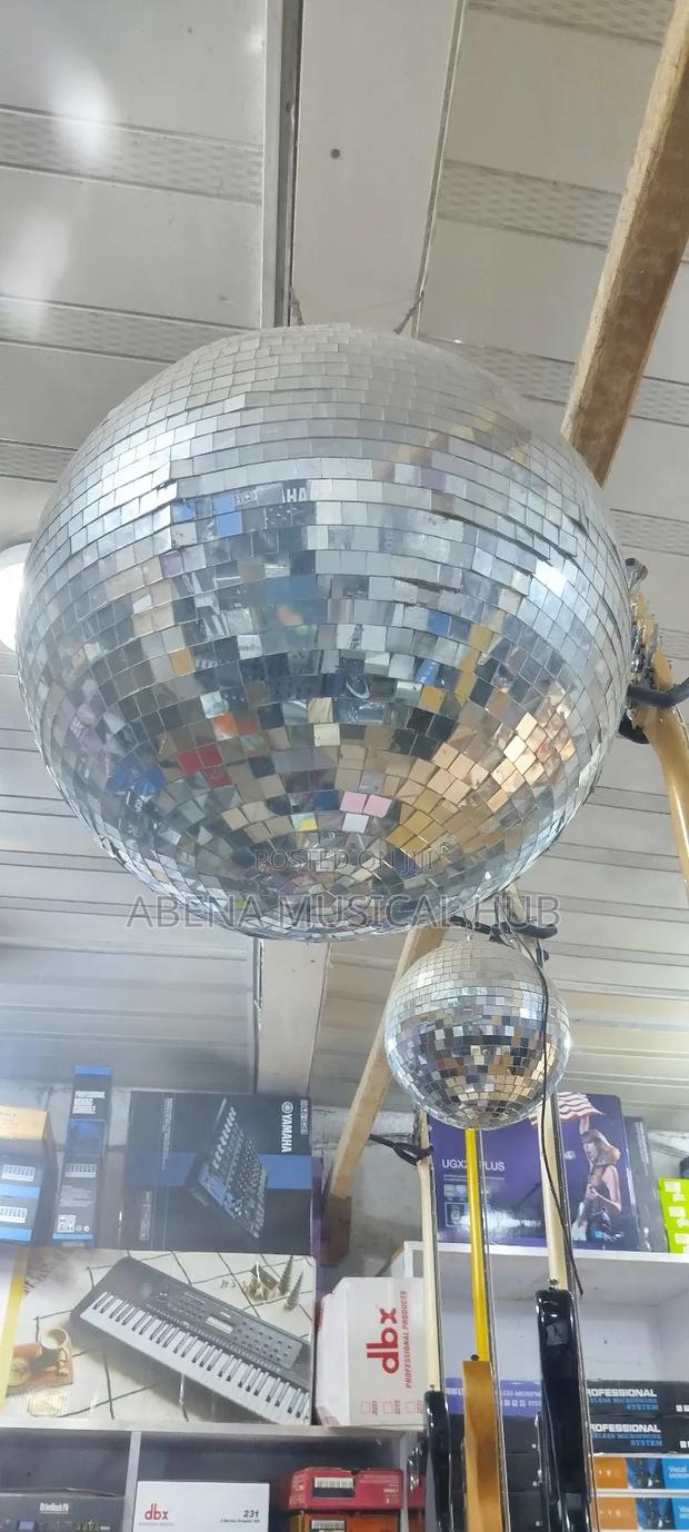 Mirror Ball 40 by 40 · Photo 3