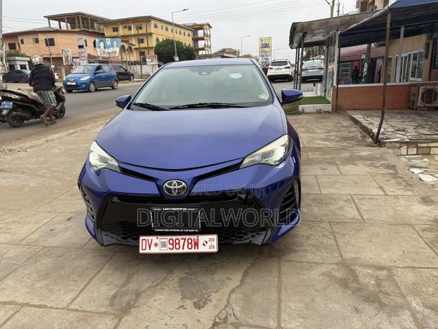 Toyota Corolla SE Special Edition 4dr Sedan (1.8L 4cyl CVT) 2017 Blue