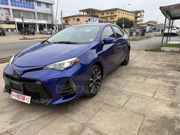 Toyota Corolla SE Special Edition 4dr Sedan (1.8L 4cyl CVT) 2017 Blue