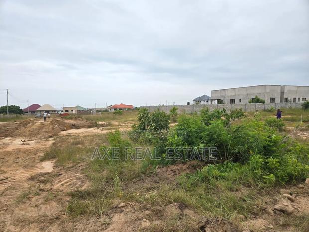 Peace ! Spacious Plots at Prampram Beach Road · Photo 4