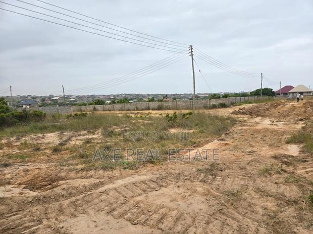Secure Safe Plots/ Free Documents - Prampram Beach Lane · Photo 4