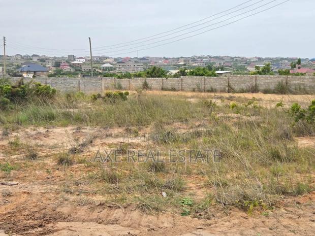 Genuine Easy Access Lands - Prampram New Ningo · Photo 4