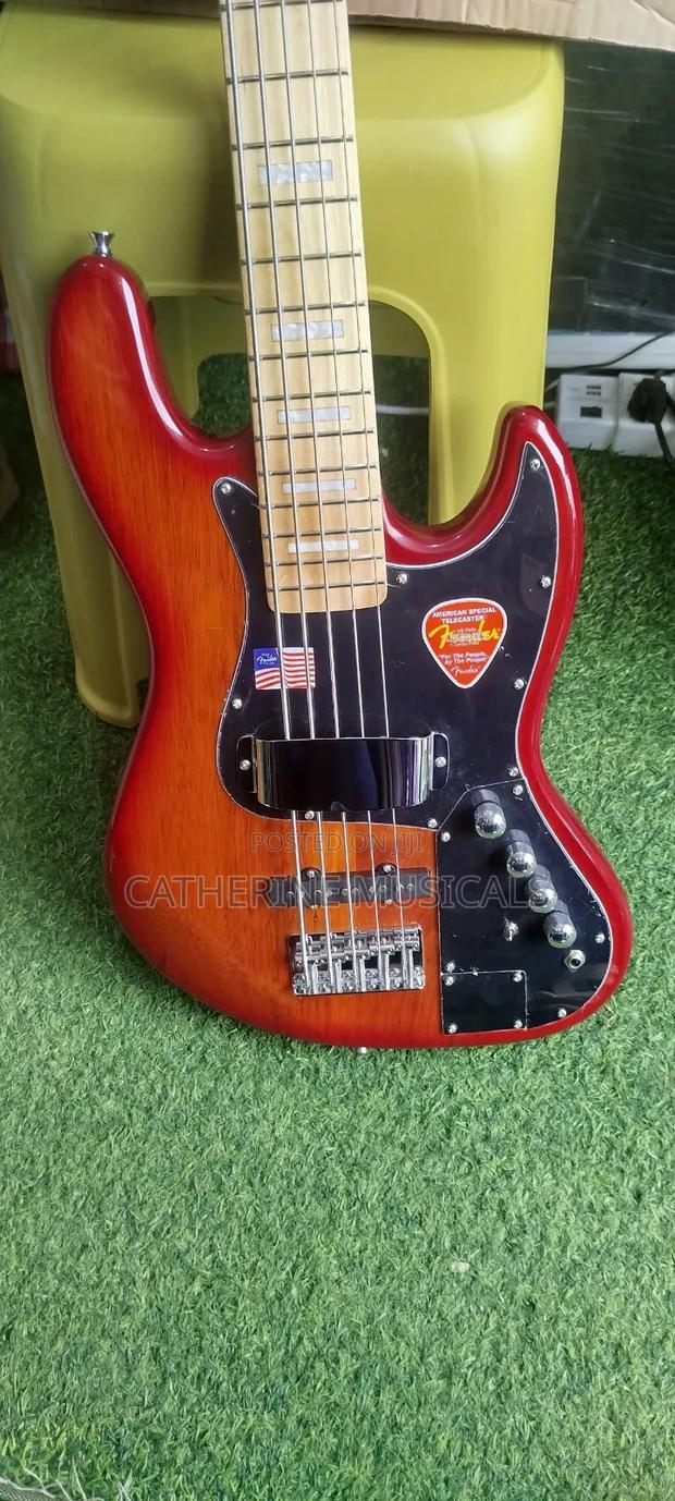 Fender Jazz Active Bass Guitar · Photo 4