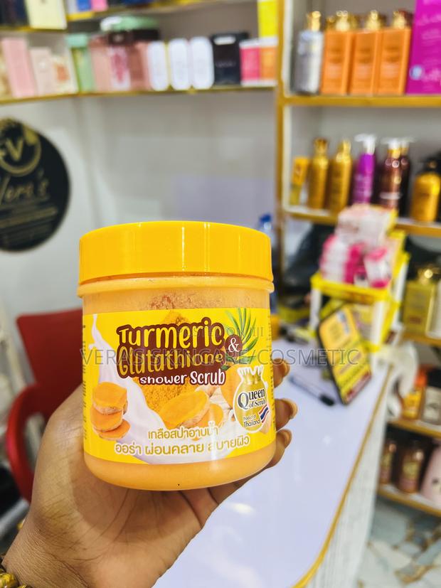 Tumeric And Glutathione Body Scrub · Photo 2