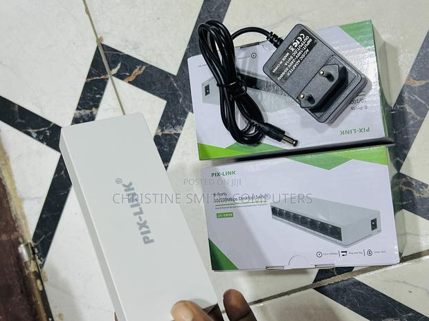 Pix-Link 8 Port Desktop Switch photo 2