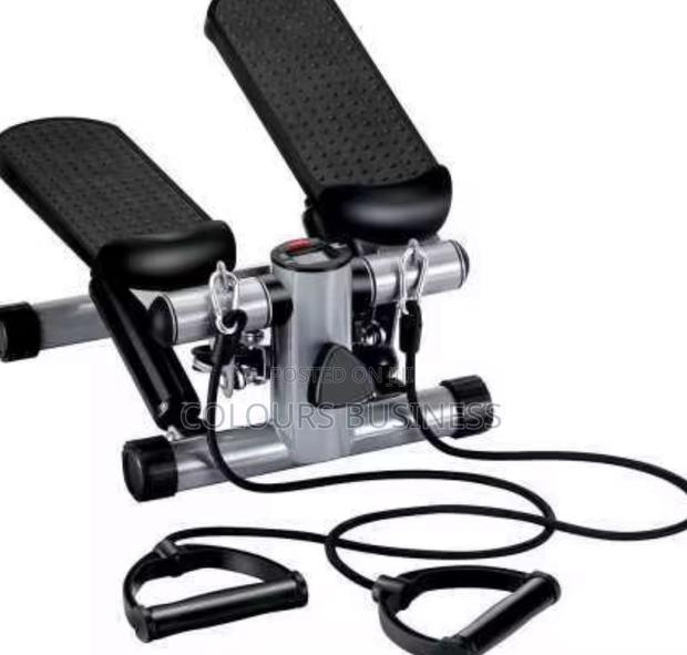 Exercising Stepper · Photo 2