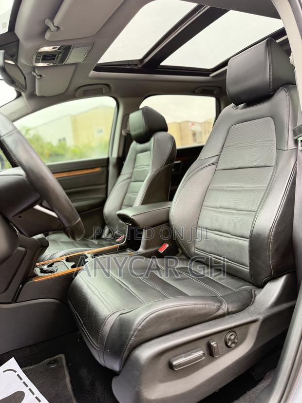 Honda CR-V Touring AWD 2020 Gray