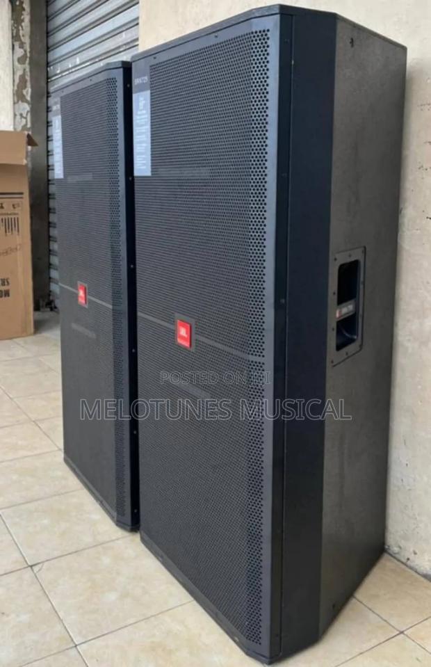 JBL Srx725 Full-Range Speakers · Photo 2