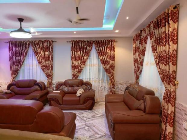 Sarfo Home Curtains · Photo 4