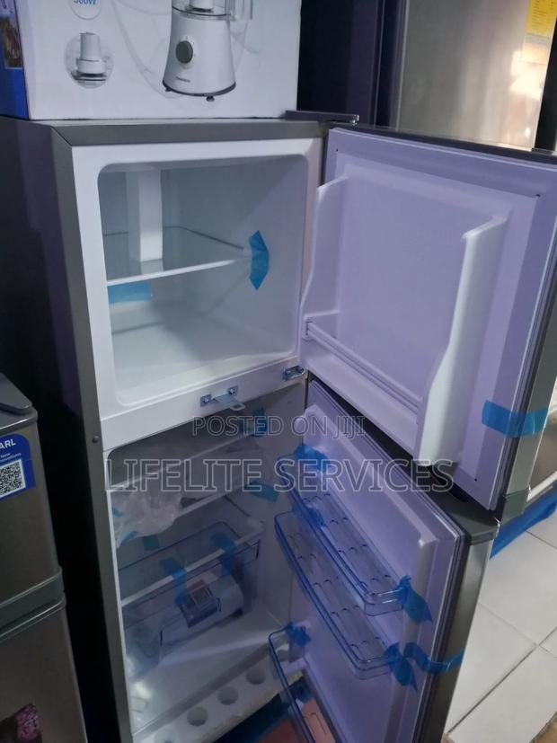 Pearl Fridge 108l Top Freezer