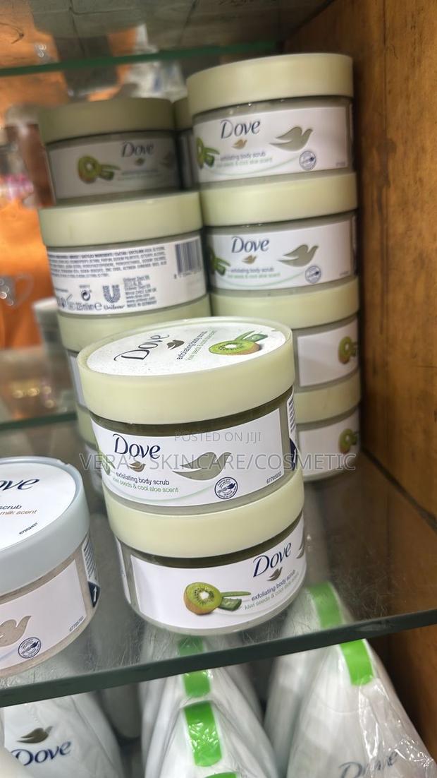 Dove Body Scrub · Photo 2