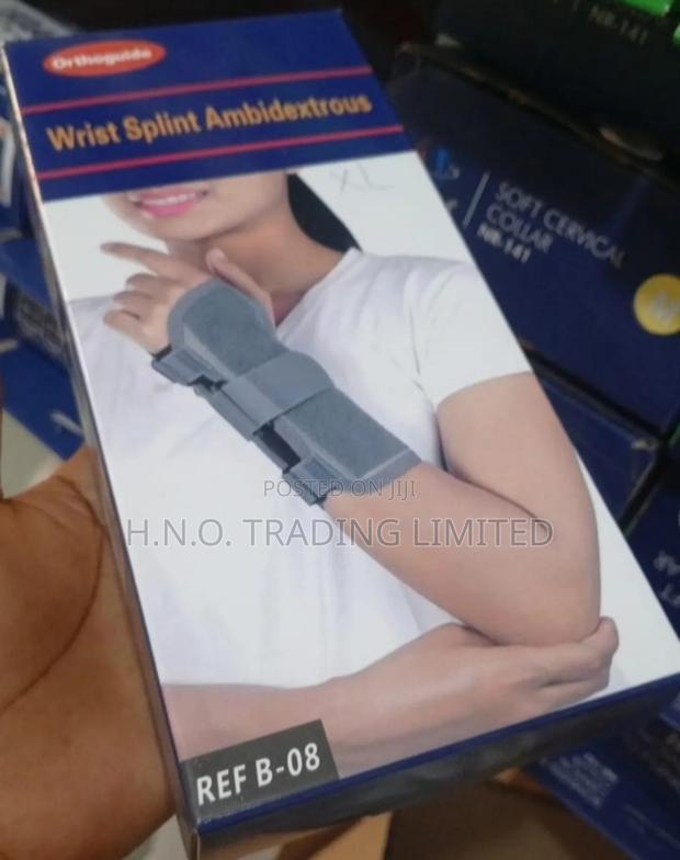 Wrist Support · Photo 2