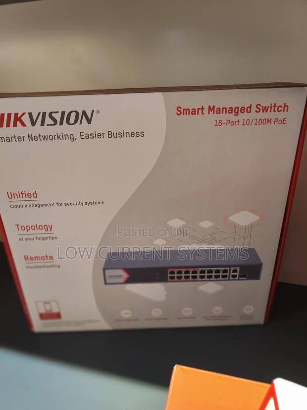 Hikvision 16port Poe 2 Uplink Gigabit Switch · Photo 2