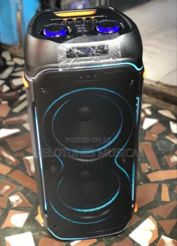 Dual 8 Inch Wireless Microphones RGB Light Speaker · Photo 3