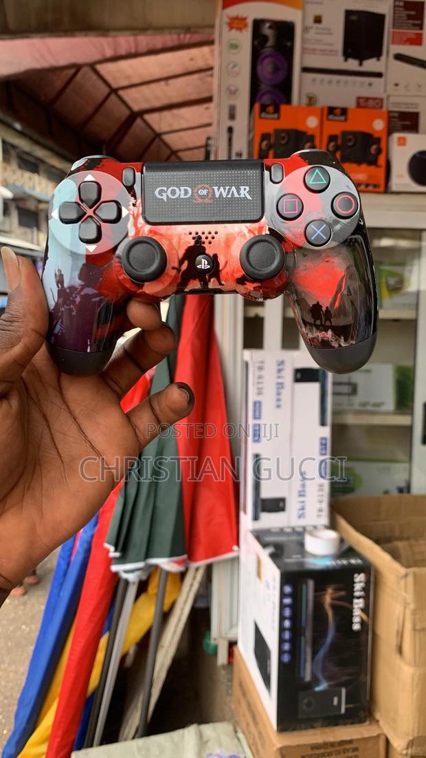 Playstation 4 Controller · Photo 4