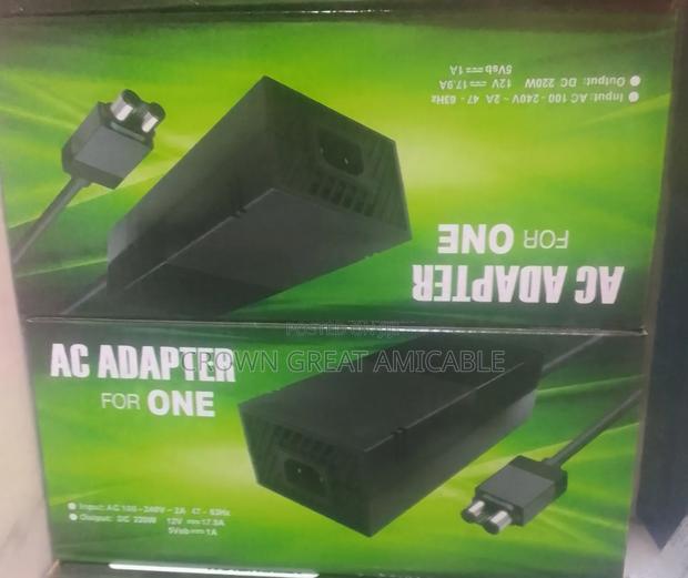 Xbox One Power Adapter · Photo 2