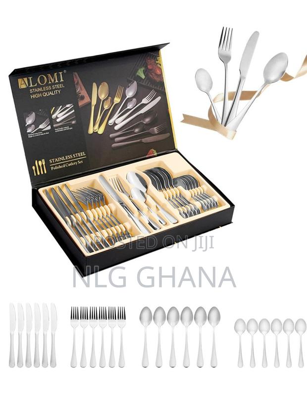 24 PCS Cutlery Set Knives Forks Spoons for Home. Ghx6071 · Photo 2