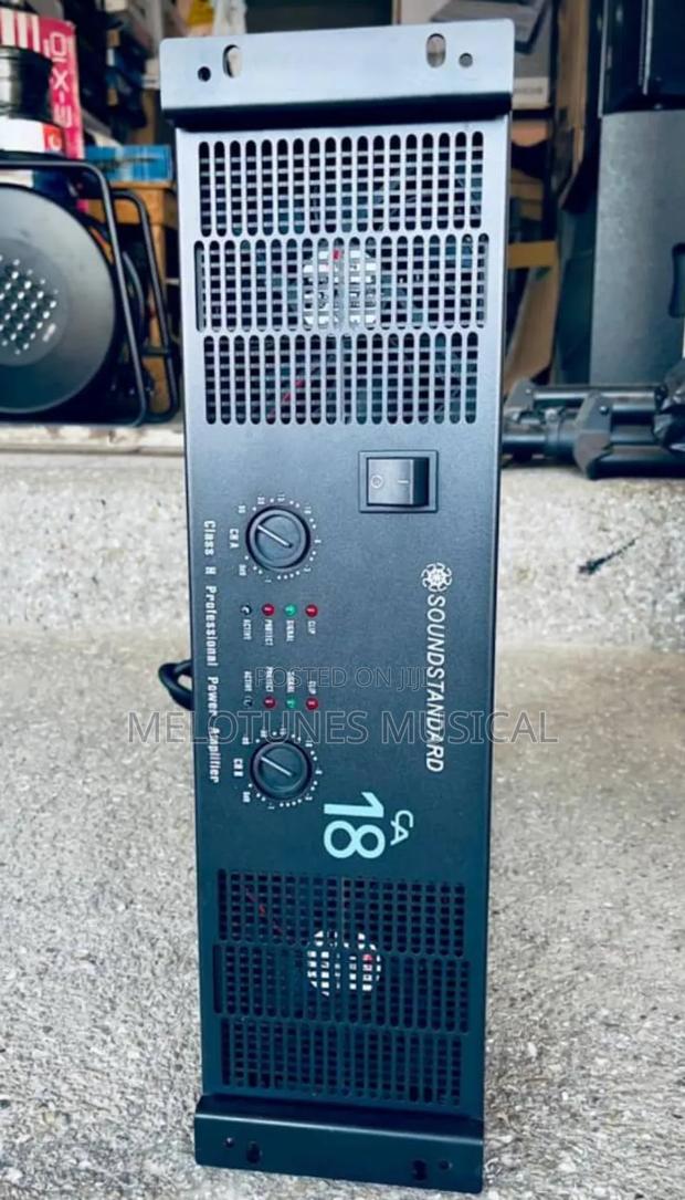 Soundstandard Ca18 Professional Power Amplifier. · Photo 2
