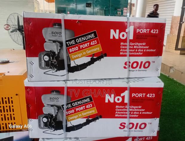 Easy on the Back Sprayer Solo Sprayer · Photo 2