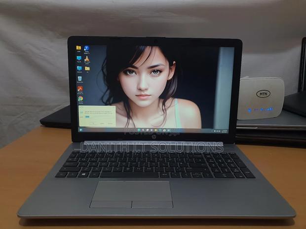Laptop HP 255 G8 8GB AMD Ryzen 5 SSD 256GB photo 2
