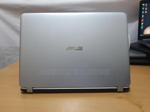 Laptop Asus X502CA 4GB Intel Core I3 SSD 128GB