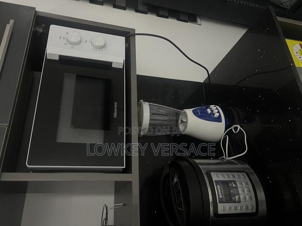 Super Comfy Studio+ Dstv+Starlink Internet+Generator photo 12