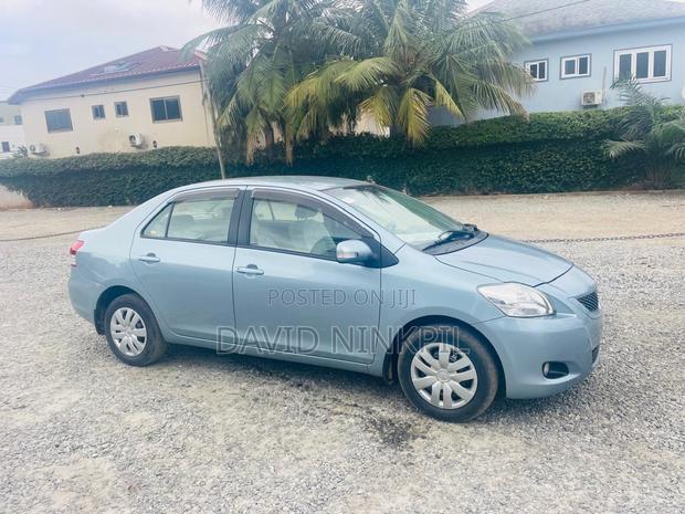 Toyota Belta 2012 Green