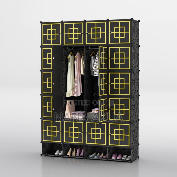 20 Cube Plastic Wardrobe photo 7