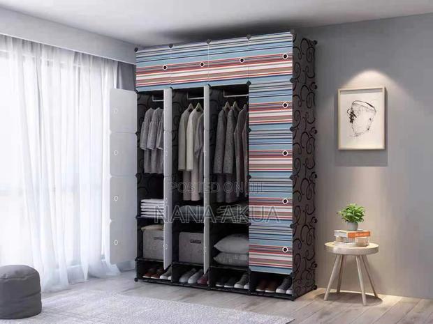 20 Cube Plastic Wardrobe photo 9