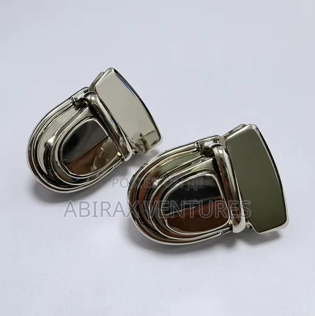 Push Lock Clasp for Bags 1pcs