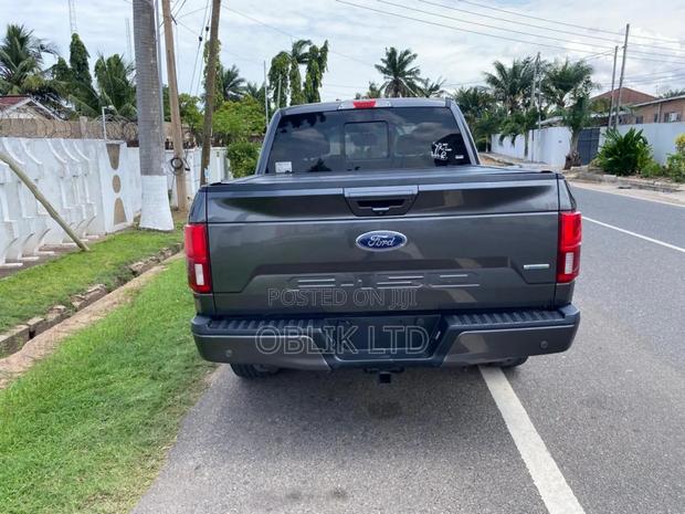 Ford F-150 Limited 4x4 SuperCrew Cab Styleside 5.5 ft. box 145 in. WB