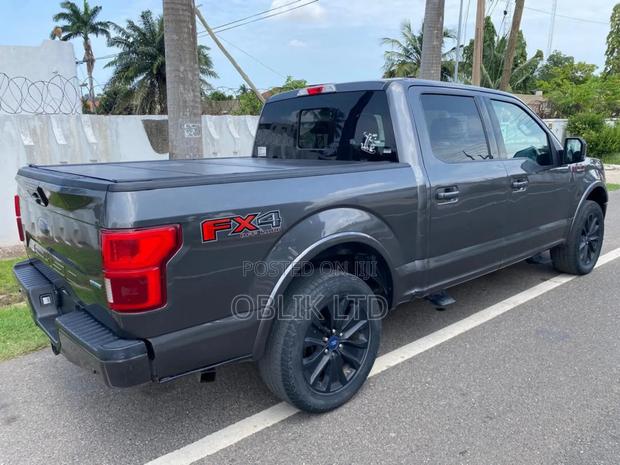 Ford F-150 Limited 4x4 SuperCrew Cab Styleside 5.5 ft. box 145 in. WB