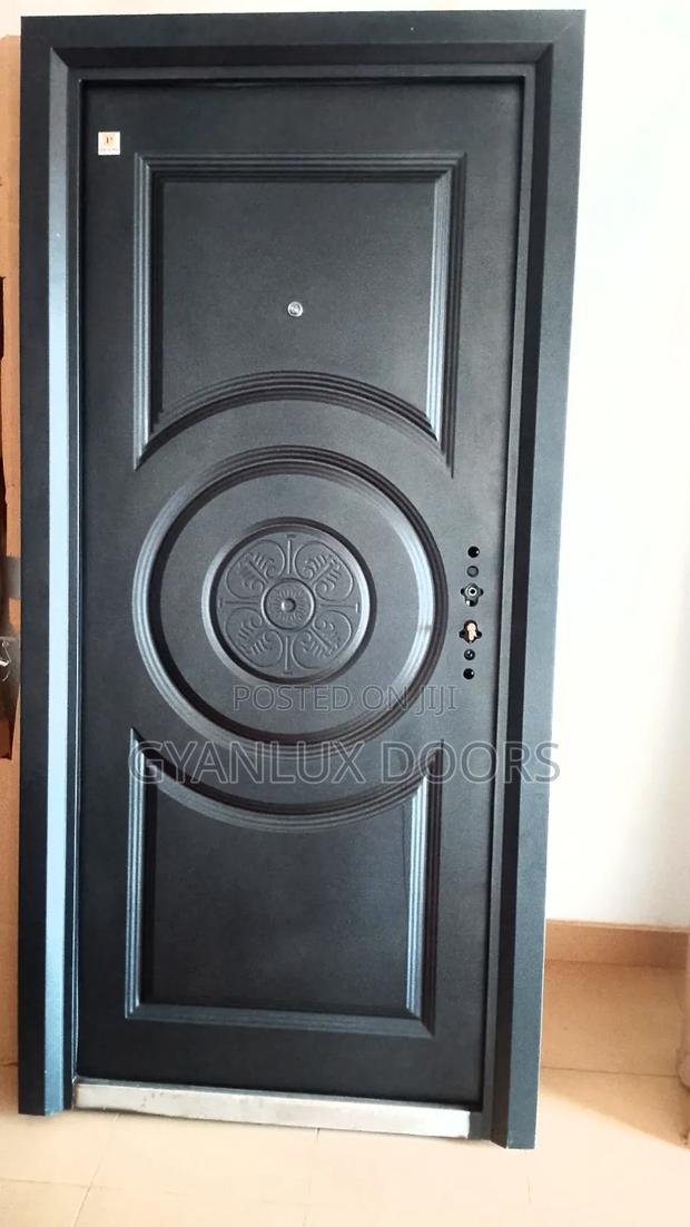 Black Doors {3ft} Gyanlux Paladin