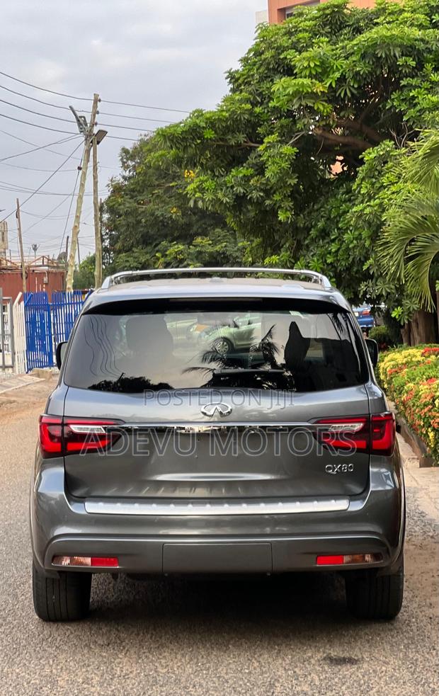 Infiniti QX80 PREMIUM SELECT 2021 Black photo 7